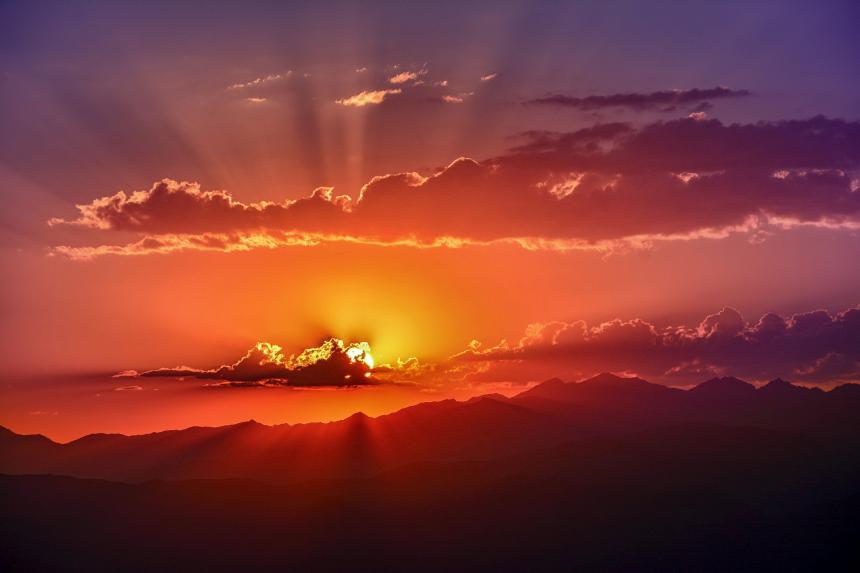 https://www.apg29.nu/bild/rod-himmel-4886.jpg - Jesu himmelsfrd ger lfte om hans terkomst